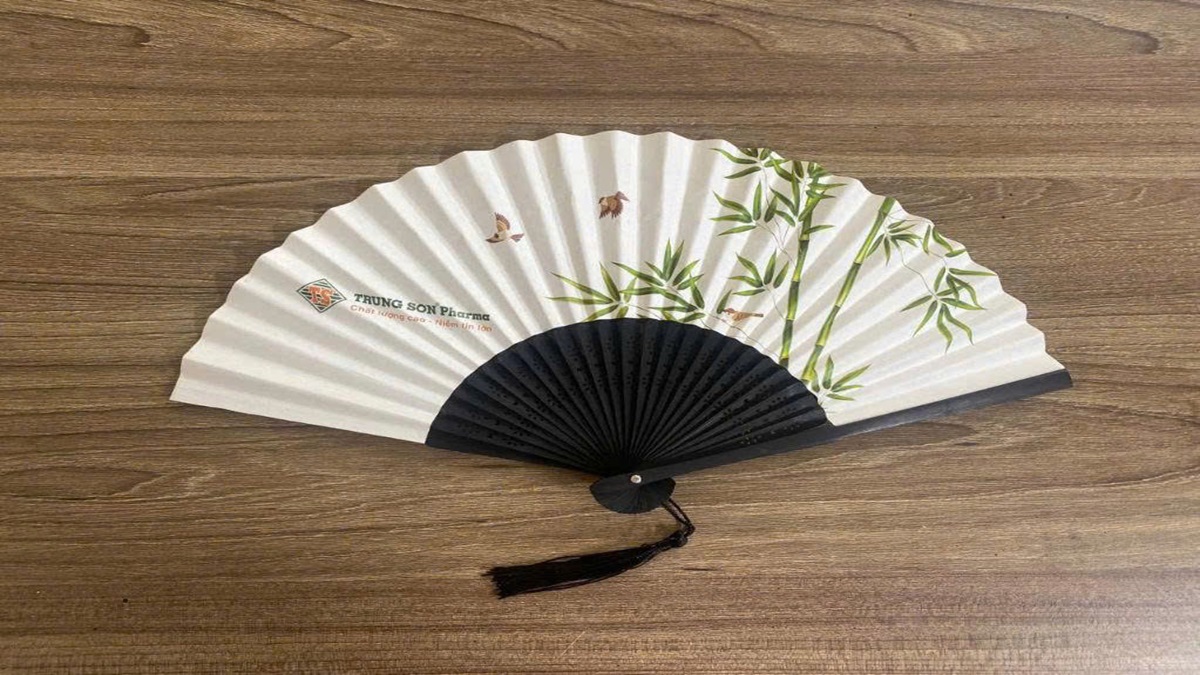 Cơ sở cung cấp quạt giấy quảng cáo số lượng lớn