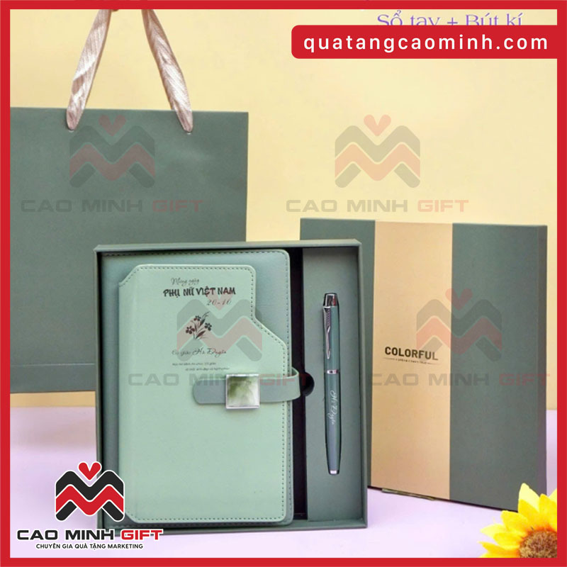 Gợi ý quà tặng 20-10: Gift set sổ tay, bút ký in ấn theo yêu cầu