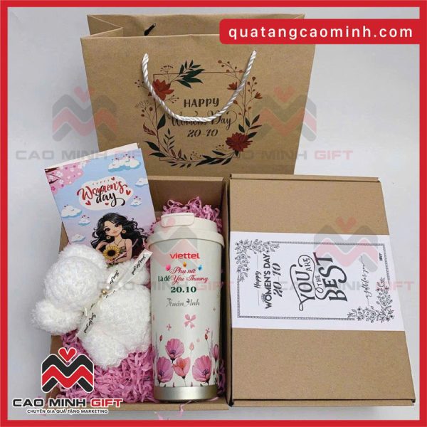 Set quà tặng 20-10 gồm cốc giữ nhiệt + khăn gấu + thiệp + hộp và túi đựng chất liệu Kraft thân thiện môi trường