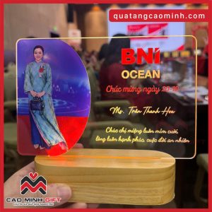 Pha lê quà tặng 20-10