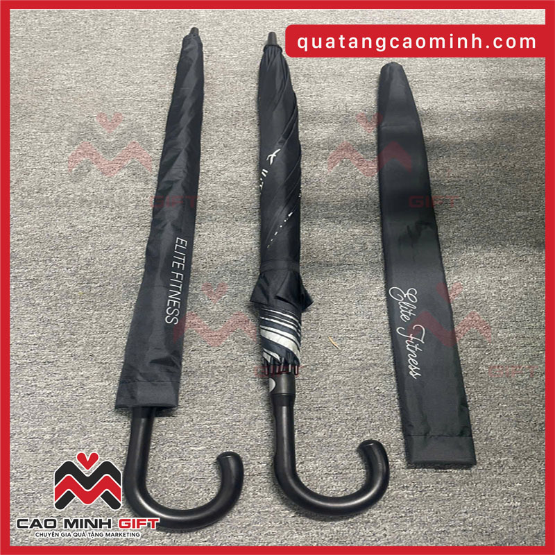 Ô dù in logo thương hiệu - Nếu không in đích xác ngày gì, bạn có thể tặng quanh năm kể cả 20-10