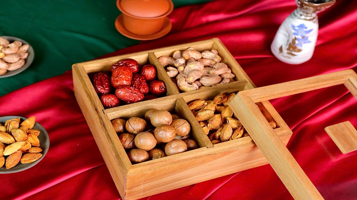 Bật mí 5 ưu điểm của khay mứt Tết bằng gỗ nhà Cao Minh Gift