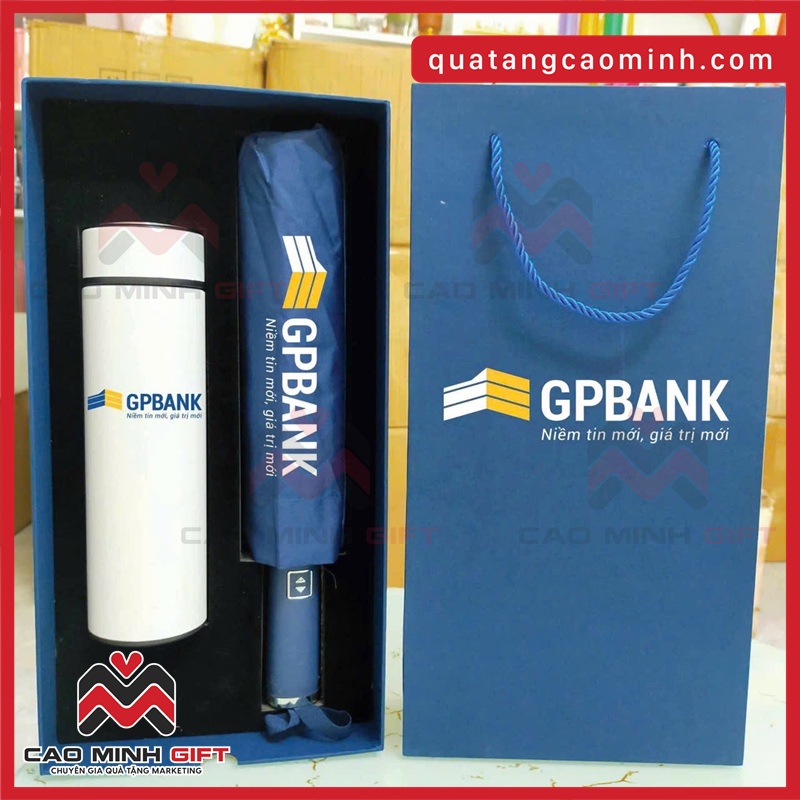 Top 5 quà tặng doanh nghiệp 300k–500k đẹp & thiết thực cho quản lý, trưởng phòng