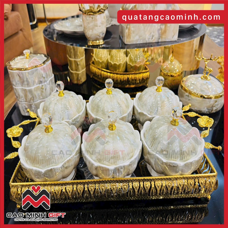 Gợi ý quà tặng khách VIP sang trọng nhưng tinh tế