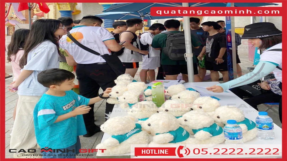 Gấu bông in logo trong các sự kiện và chương trình tri ân