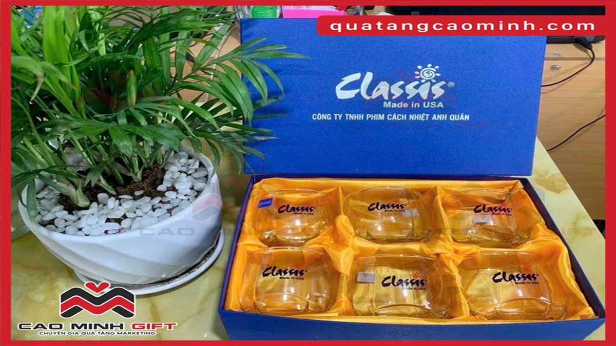 Top quà tặng in logo phổ biến được doanh nghiệp B2B ưa chuộng hiện nay