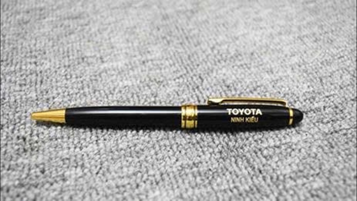 Bút ký quà tặng – Món quà nhỏ mang giá trị lâu dài cho doanh nghiệp